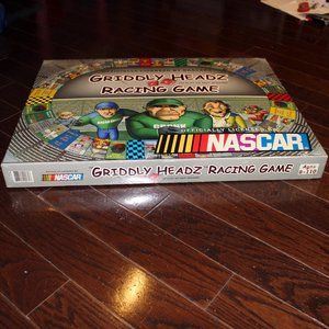 3/$88❤️sealed GRIDDLY HEADZ™ NASCAR Licensed Racing Board Game 2005 Sports Click